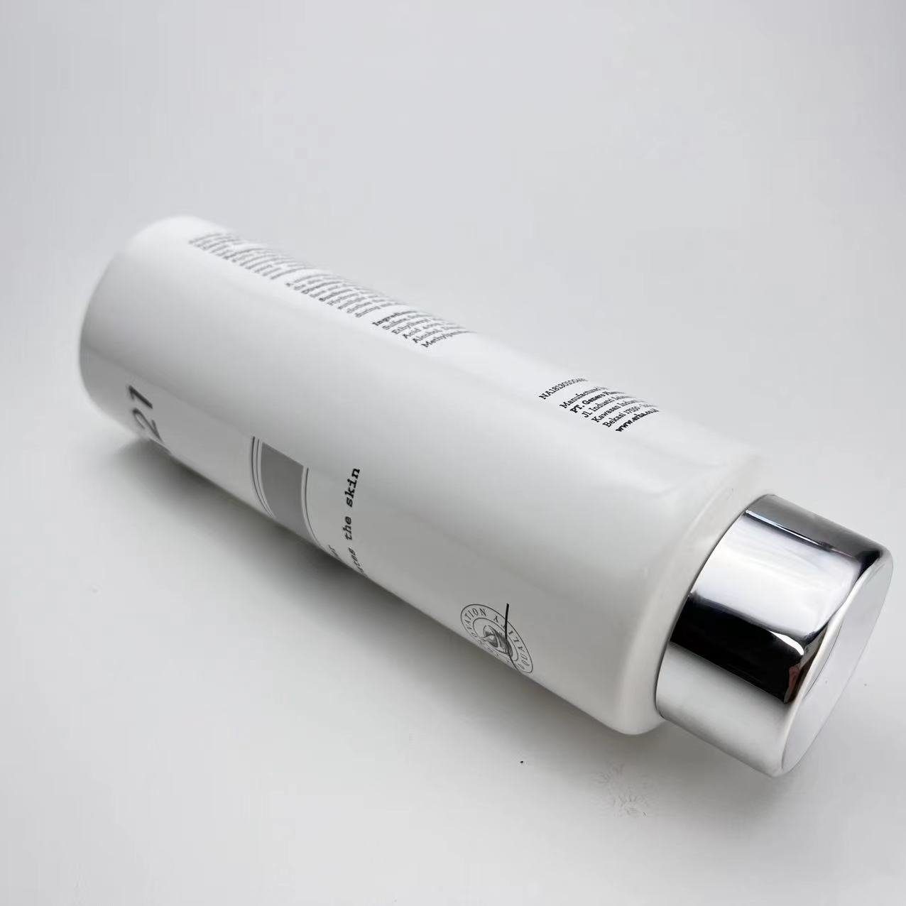 Dia.60mm 240g Plastic Tubes with Screw on Caps