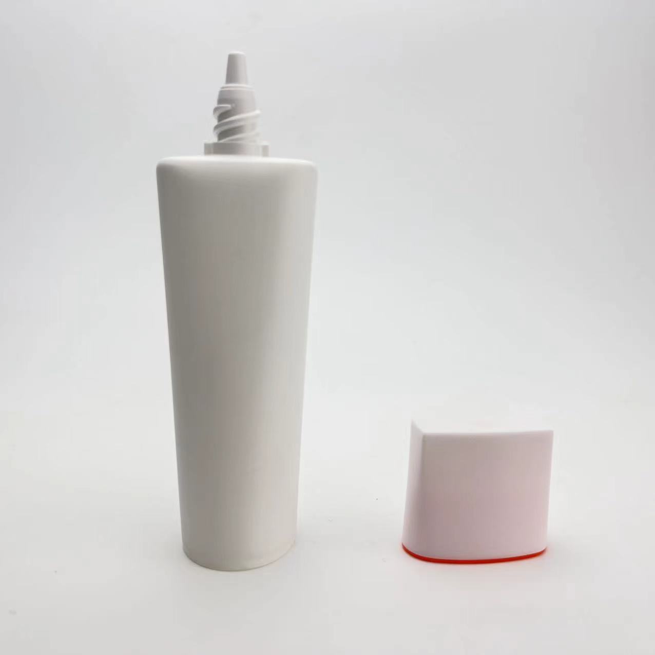 Dia 30mm 30gm Oval Shape Plastic Tube for CC Cream before Make Up