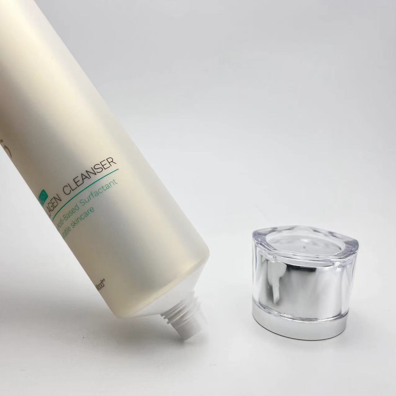 Dia.40mm Double Colors Plastic Tubes for Skin Care Packaging 