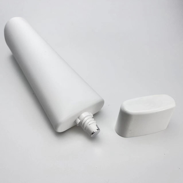 Dia 45mm Super Flat Oval Shape Plastic Tubes with Ovla Screw Caps 
