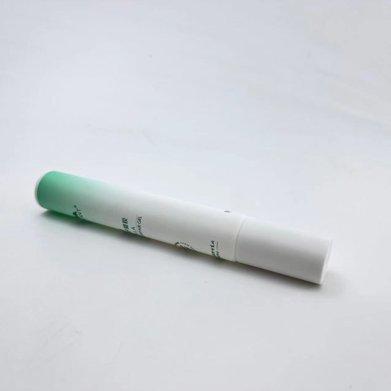 19mm Skincare Packaging Tubes with Fine Tip Applicator 