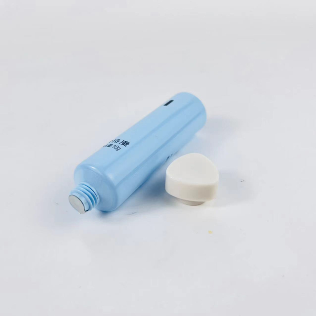 22MM 10g Face cleanser packaging tube with triangle shape cap