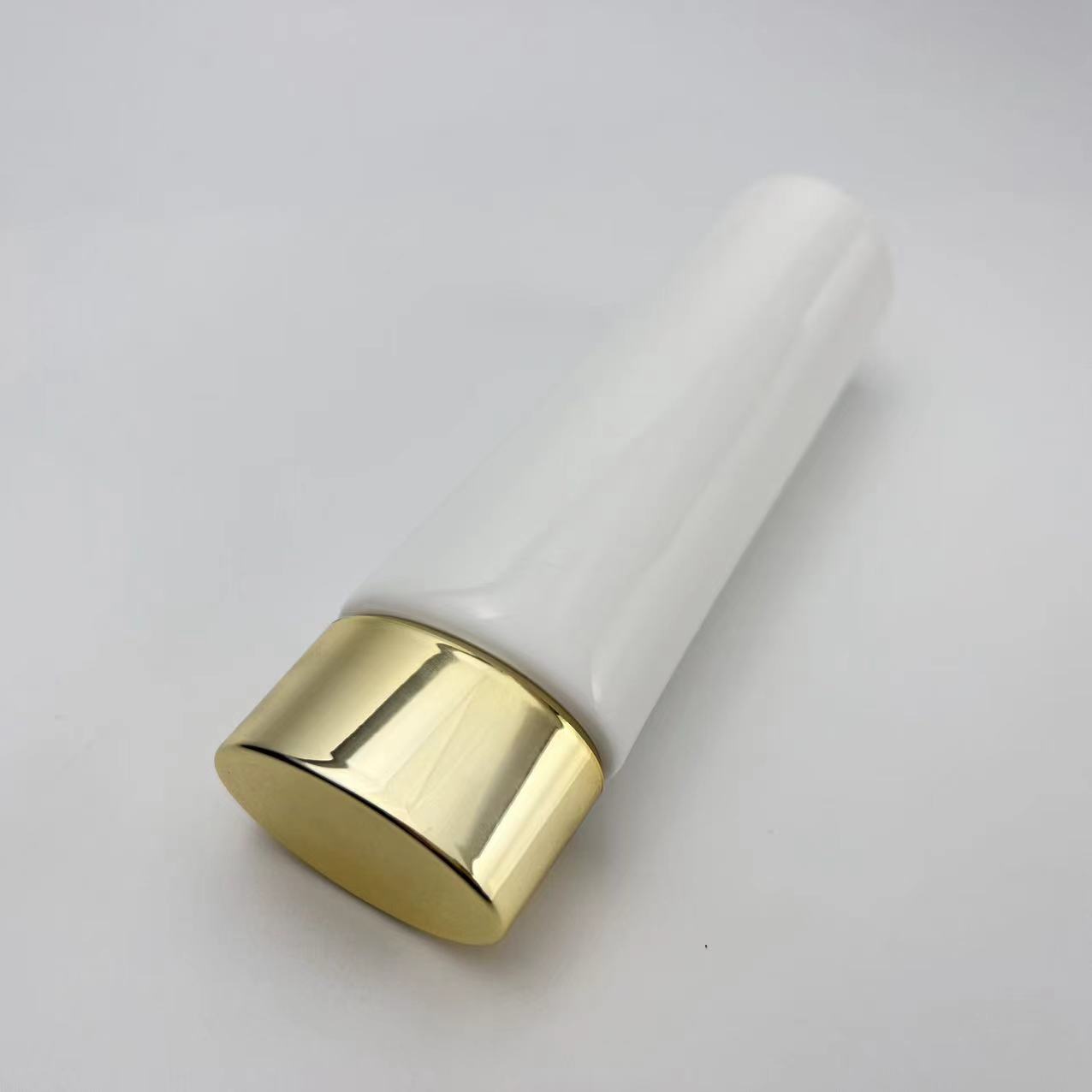 Dia 35mm 50ml Oval Shape Tubes for Physical Foundation Cream Packaging 