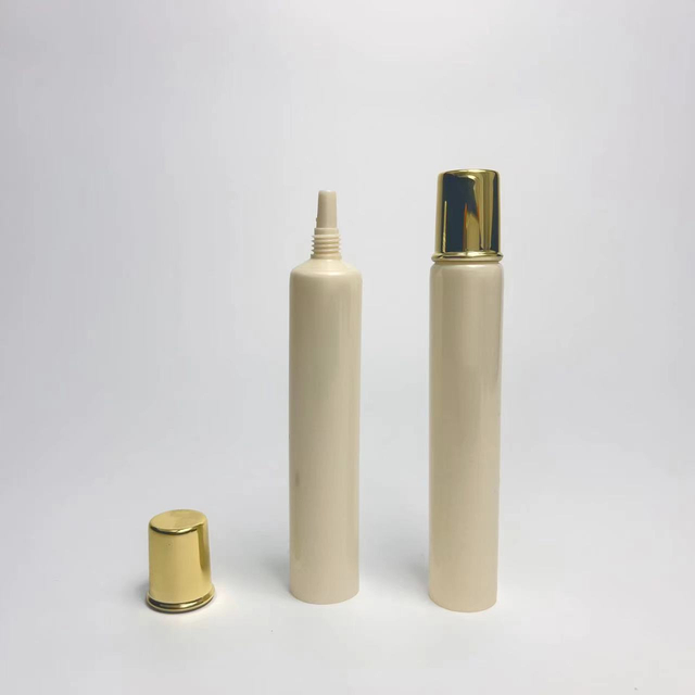 Dia 16mm Plastic Tubes with Long Nozzle Head Open Orifice And Stand Up Caps 
