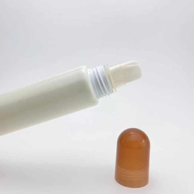 Dia.30mm Plastic Tubes with Soft Brush Head